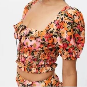 For Love and Lemons Sylvia
Crop top Size Large Tropical Print